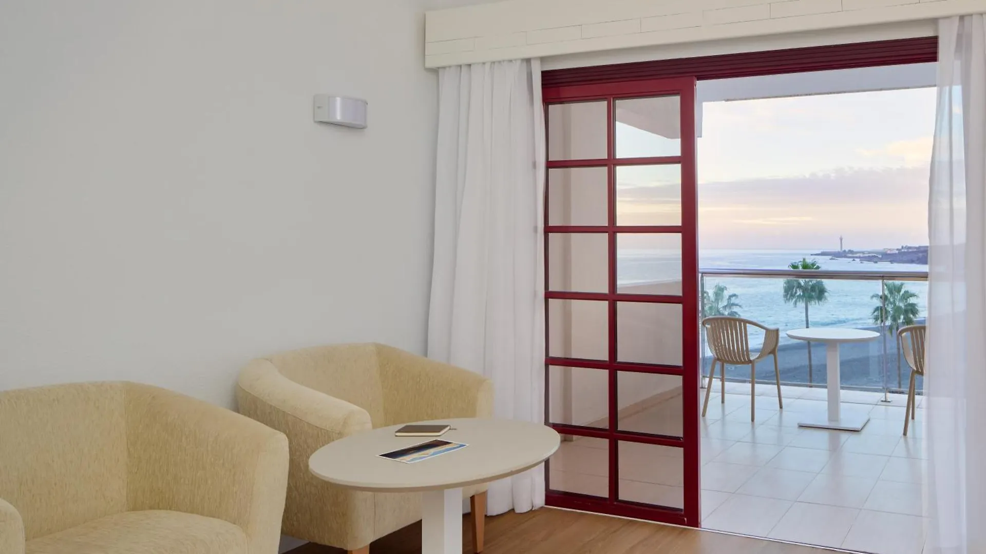 Apartments La Palma, Affiliated By Melia Puerto De Naos Aparthotel
